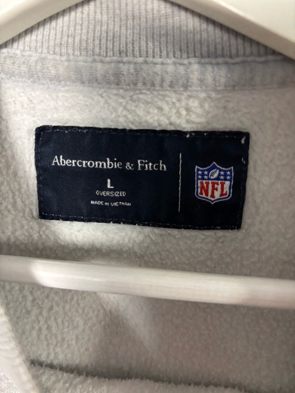 Abercrombie & Fitch Gray Crewneck Sweatshirt with Green Jets Graphic - Picture 2 of 3